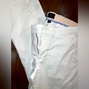 Bright White mens J Crew 29x32 white cotton khaki